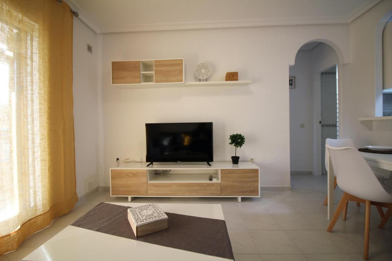 Apartamento Con Piscina En Urbanizacion Parquemar, La Mata, Torrevieja Aq-153 لا ماتا المظهر الخارجي الصورة
